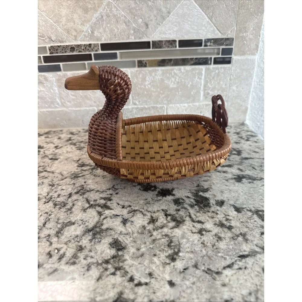 Vintage Wicker Duck Basket Woven Rattan Wood Beak Farmhouse Country Animal Boho